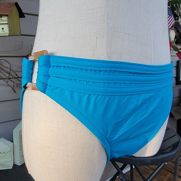 V M ♡ NWOT Absolutely Gorgeous 2pc Cerulean Blue Halter Bikini Swimsuit S - Picture 11 of 17